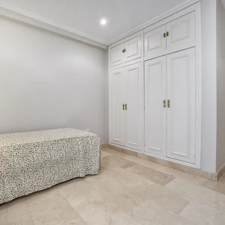 Apartamento Tilos & Parking & Piscina