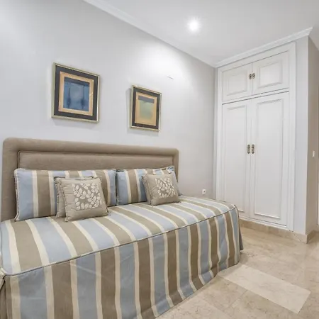 Apartamento Tilos & Parking & Piscina *