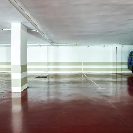Tilos & Parking & Piscina Córdova