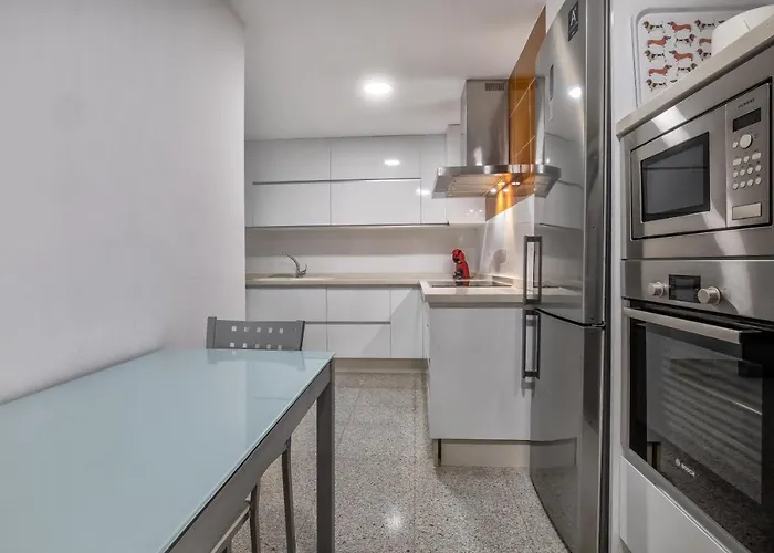 Tilos & Parking & Piscina