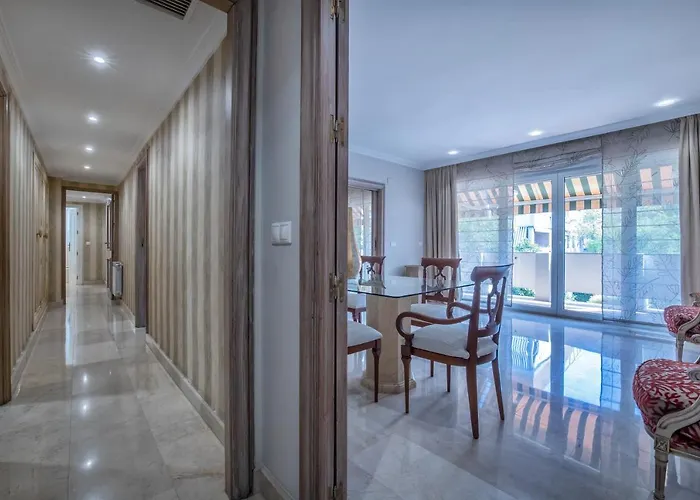 Tilos & Parking & Piscina Kordoba