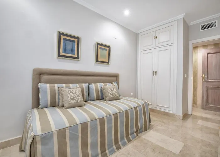 Apartament Tilos & Parking & Piscina *