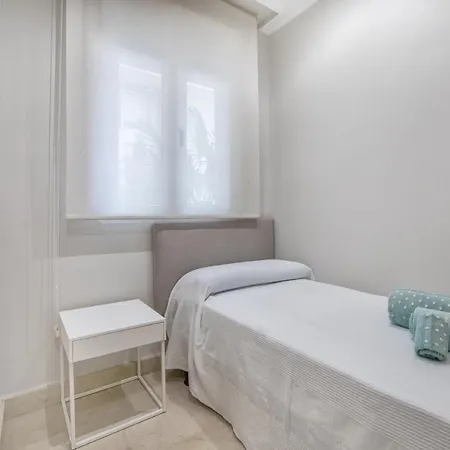 Tilos & Parking & Piscina * Córdoba