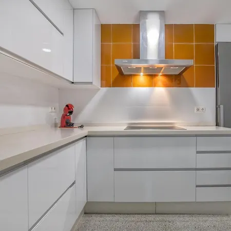 Tilos & Parking & Piscina