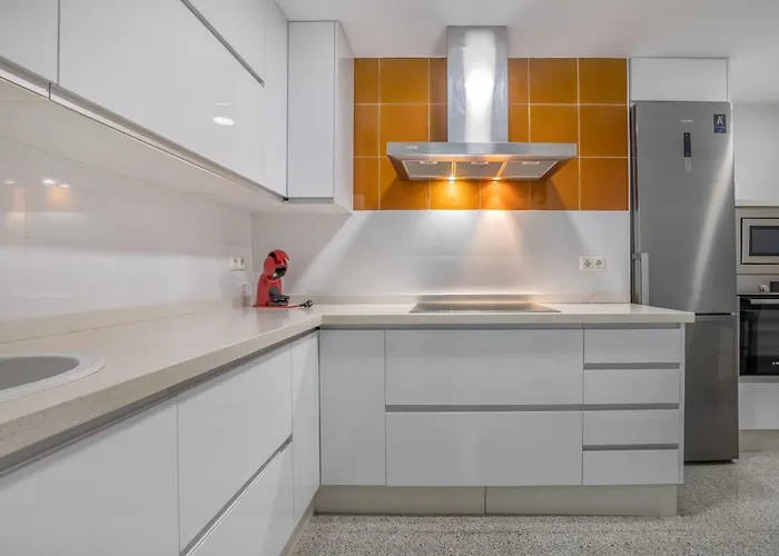 Tilos & Parking & Piscina