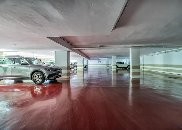 Tilos & Parking & Piscina Appartamento