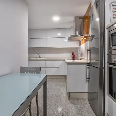 Tilos & Parking & Piscina