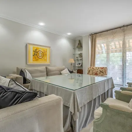 Tilos & Parking & Piscina Appartamento *